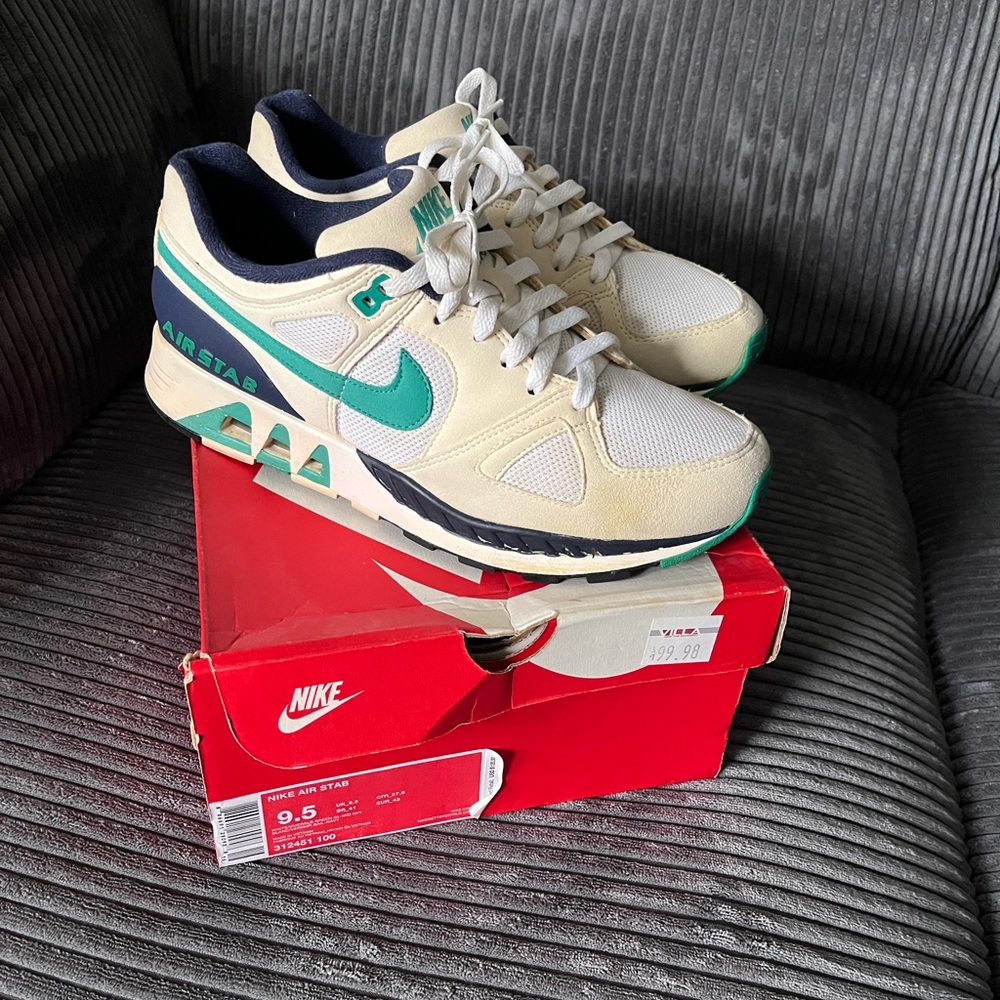 Nike Sneakers